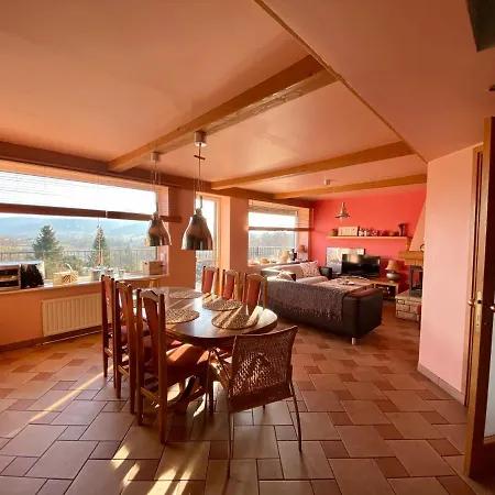 Casa de Férias Dom Z Pieknym Widokiem Beskidy *